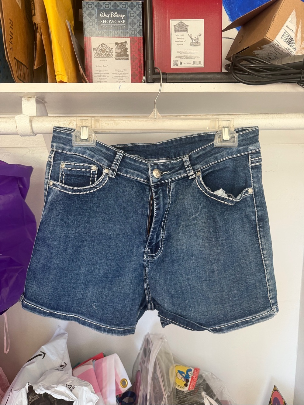 Women’s Denim Shorts in Dark Blue